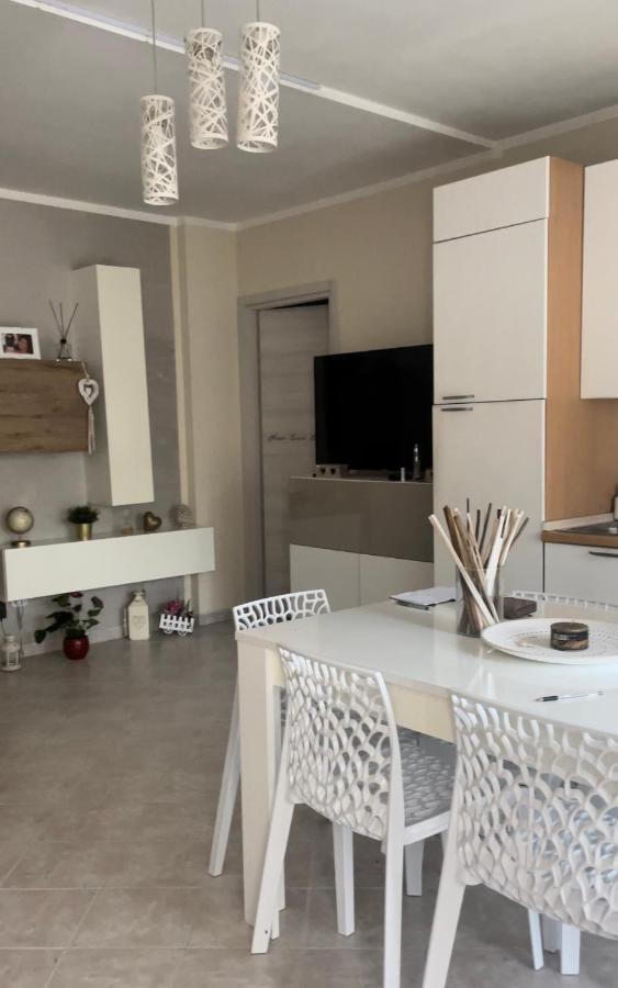 A Due Passi Dal Centro Apartment ราเวนนา ภายนอก รูปภาพ